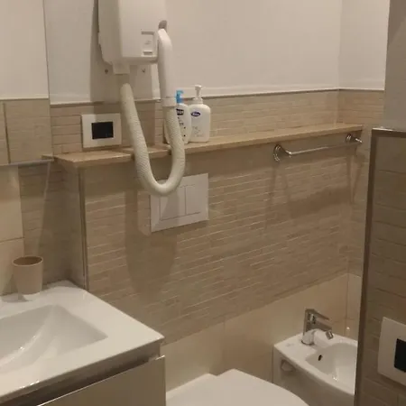 شقة Centralissimo Grazioso Bilocale فاراتسي